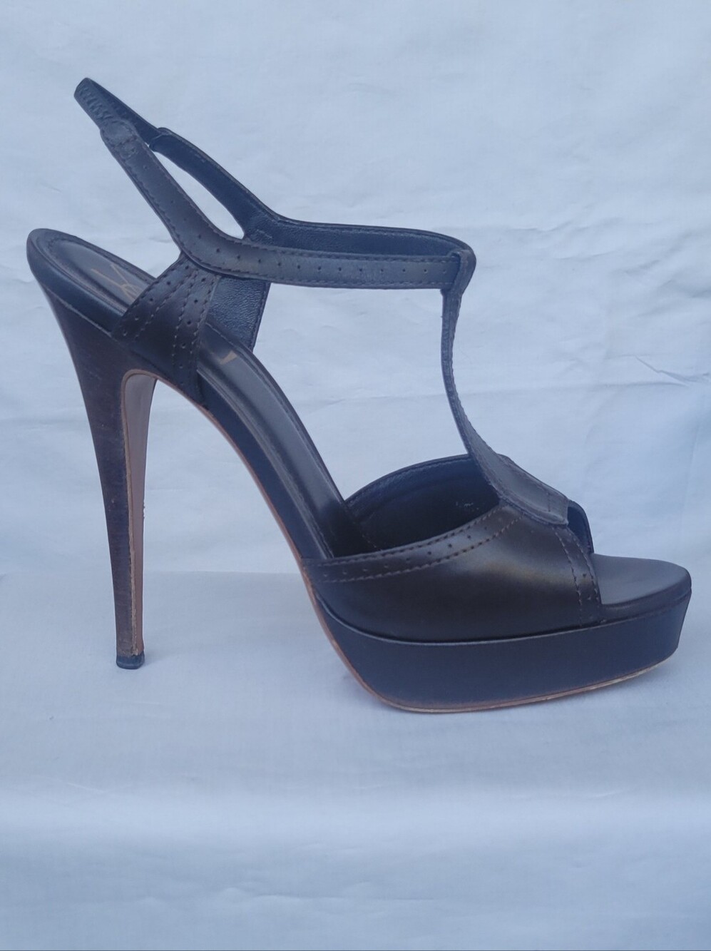Yves Saint Laurent TRIBUTE Brown T-Strap Platform Stiletto Sandals